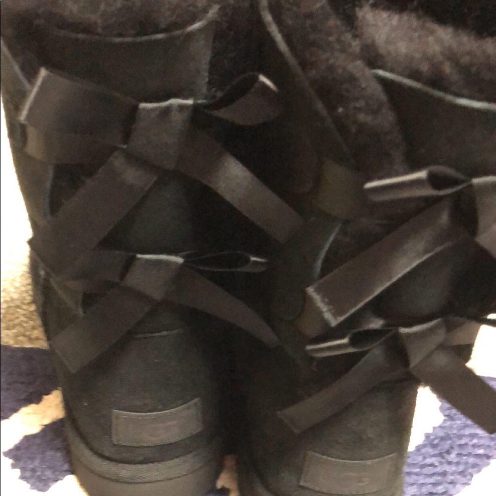 Black Ugg’s - Picture 2 of 4
